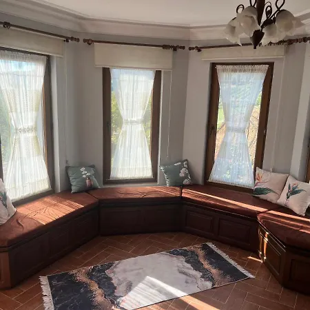 Mramor Villa *