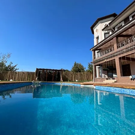 Mramor Villa